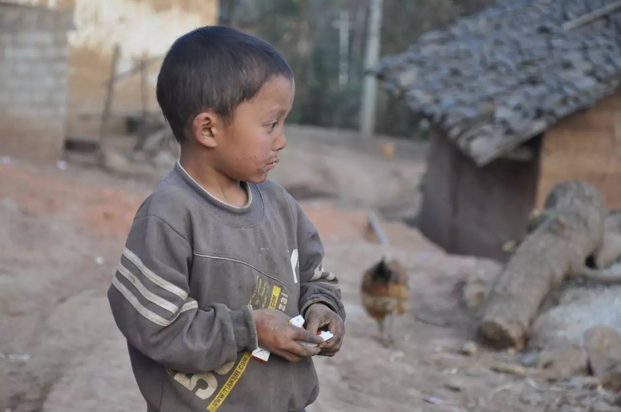 的孩子我们希望你学会爱自己！j9国际站登录【正能量】亲爱(图3)