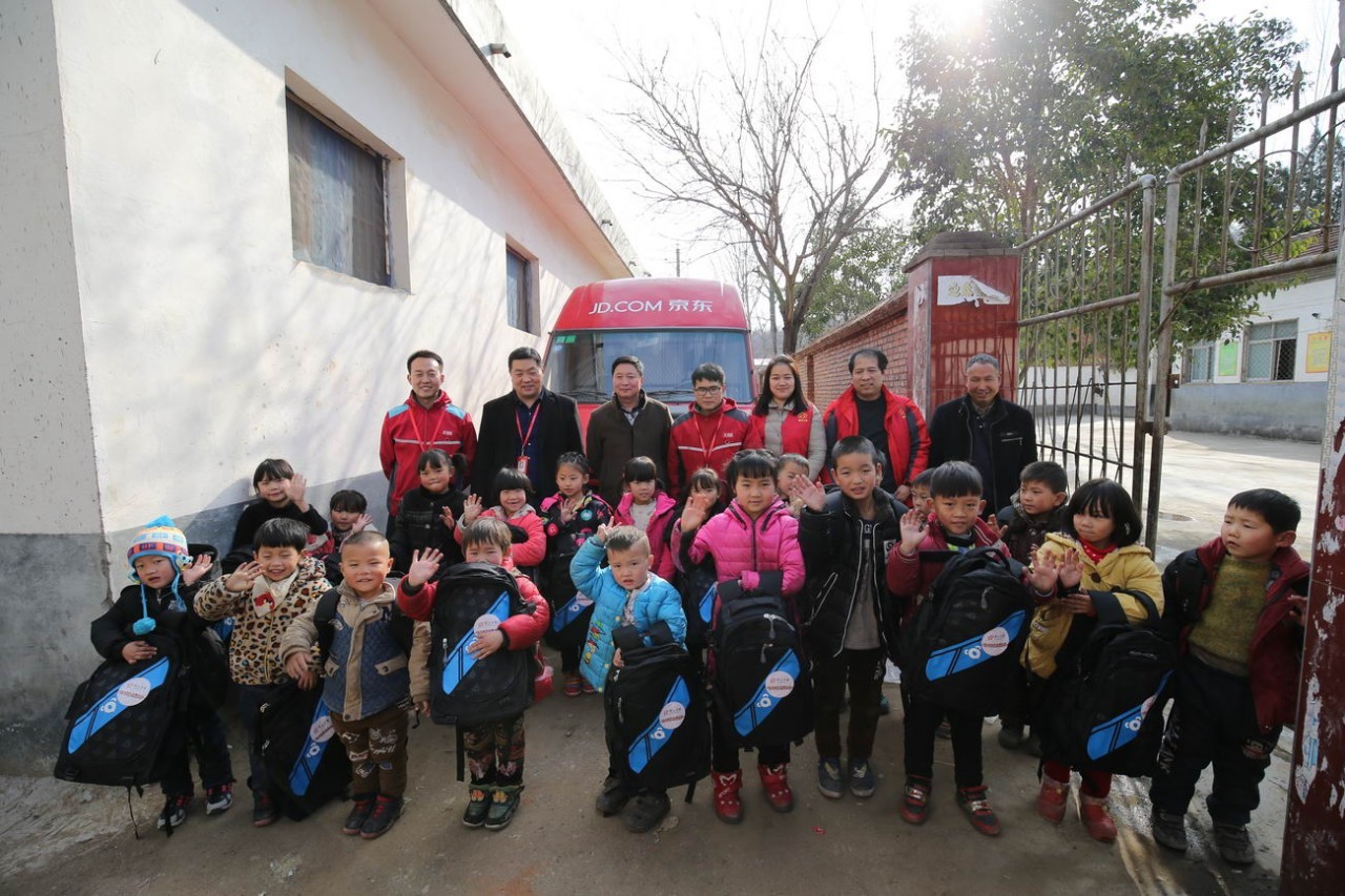 的孩子我们希望你学会爱自己！j9国际站登录【正能量】亲爱(图4)